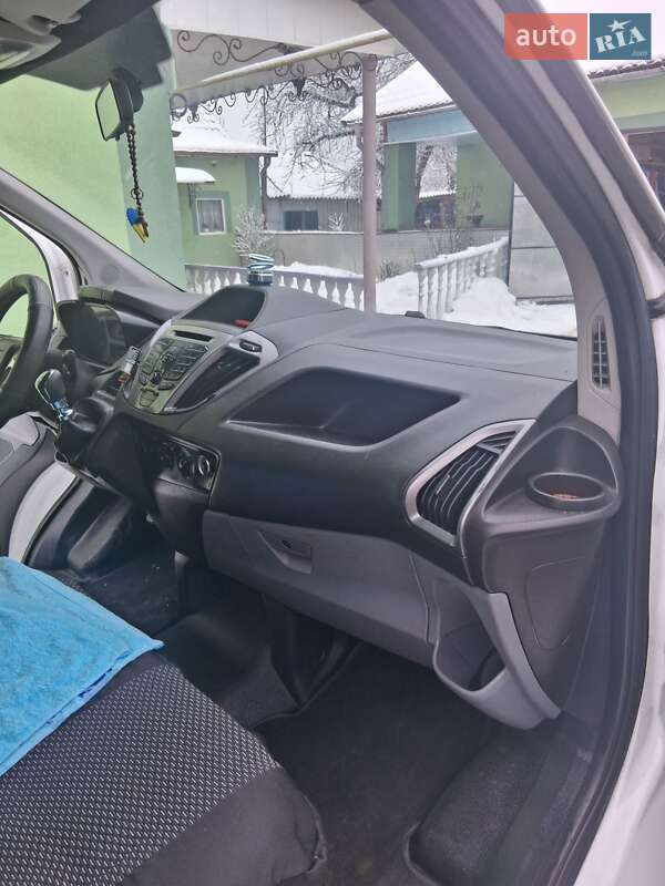 Минивэн Ford Transit Custom 2015 в Тернополе фото 16 Минивэн Ford Transit Custom 2015 в Тернополе