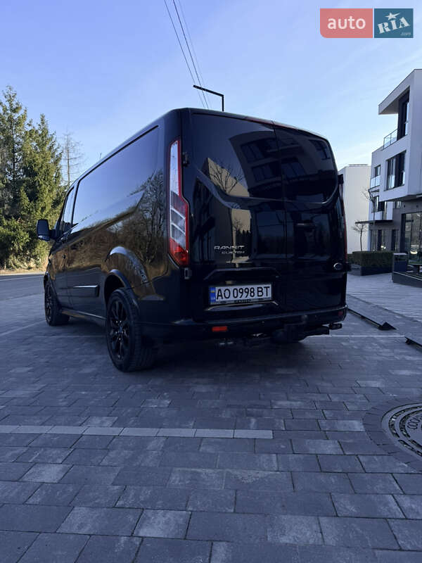 Грузовой фургон Ford Transit Custom 2016 в Ужгороде