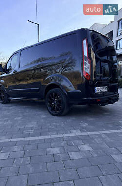 Вантажний фургон Ford Transit Custom 2016 в Ужгороді