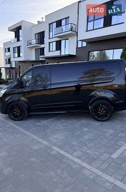 Вантажний фургон Ford Transit Custom 2016 в Ужгороді