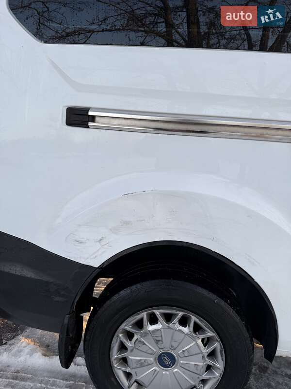 Минивэн Ford Transit Custom 2013 в Киеве