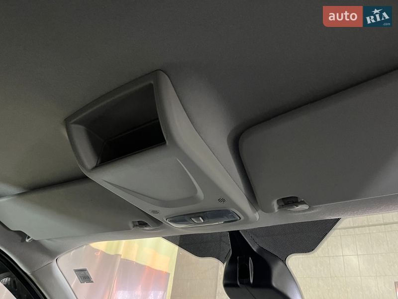 Вантажний фургон Ford Transit Custom 2015 в Ружині