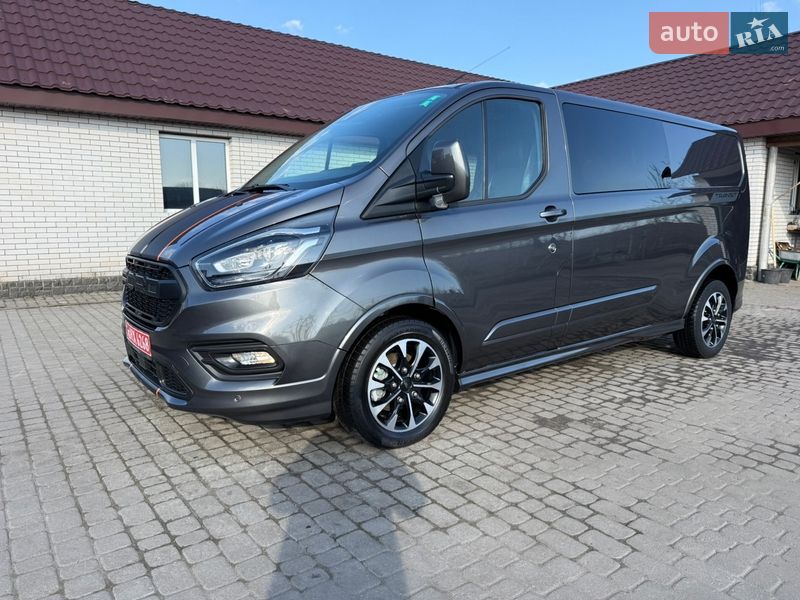 Вантажопасажирський фургон Ford Transit Custom 2020 в Києві