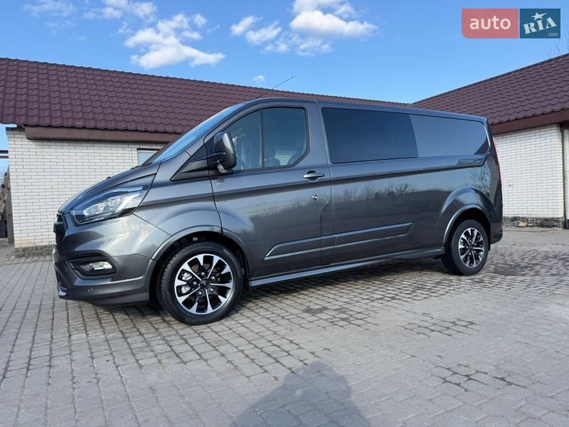 Вантажопасажирський фургон Ford Transit Custom 2020 в Києві