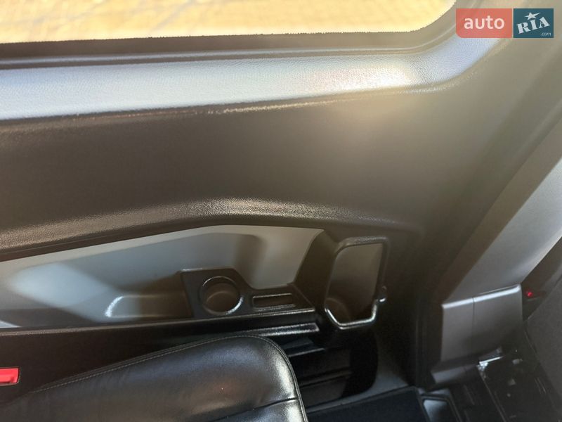 Вантажопасажирський фургон Ford Transit Custom 2020 в Києві