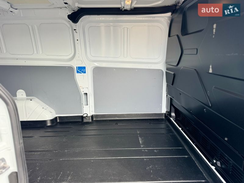 Грузовой фургон Ford Transit Custom 2021 в Киеве фото 28 Грузовой фургон Ford Transit Custom 2021 в Киеве