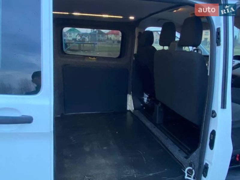 Минивэн Ford Transit Custom 2015 в Ивано-Франковске