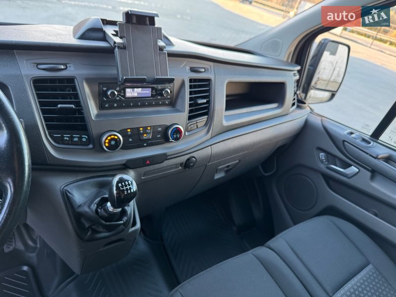 Грузовой фургон Ford Transit Custom 2021 в Ирпене