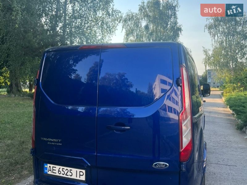 Грузовой фургон Ford Transit Custom 2015 в Марганце