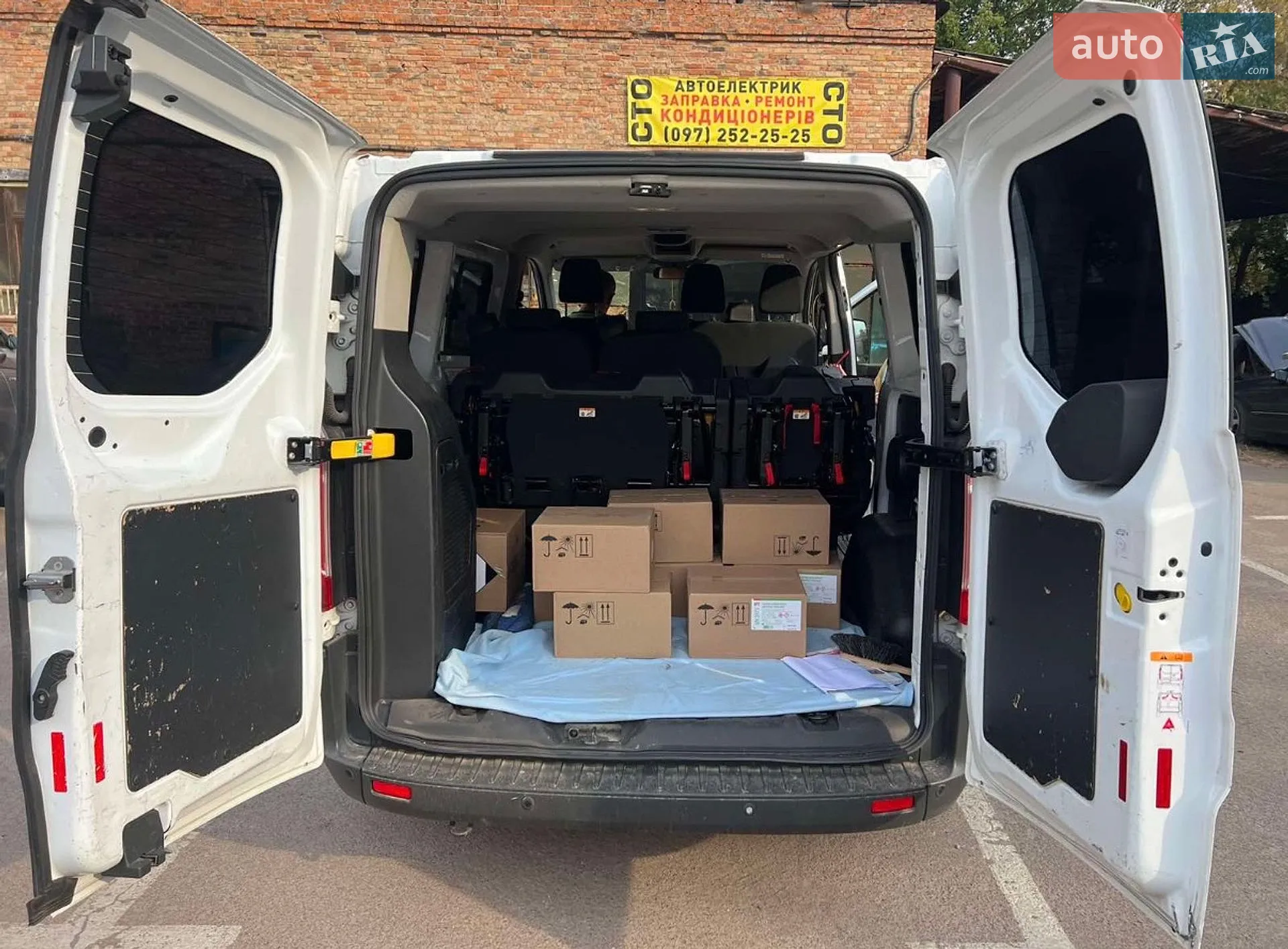 2015 Ford Transit Connect - мініатюра 8