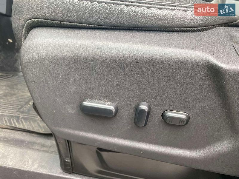 Вантажний фургон Ford Transit Custom 2017 в Калуші