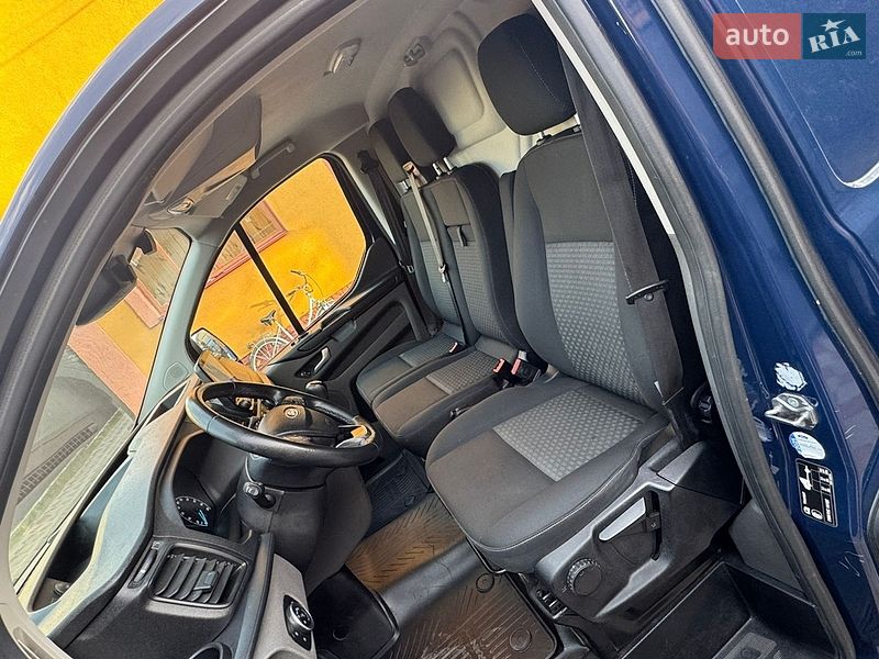 Вантажний фургон Ford Transit Custom 2021 в Рівному