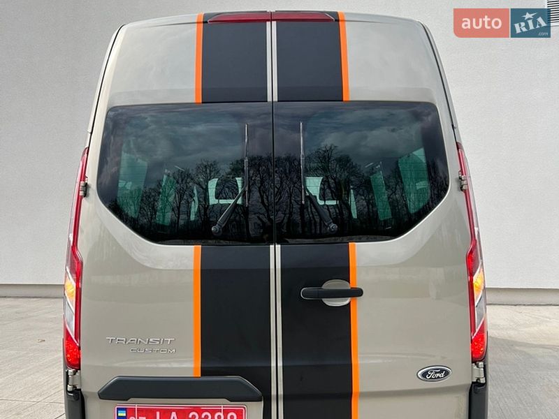 Минивэн Ford Transit Custom 2016 в Луцке