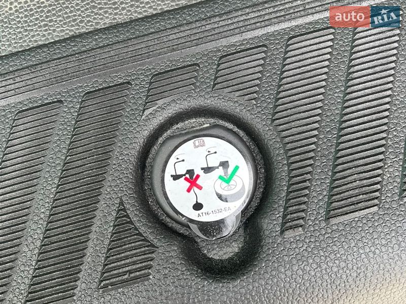 Минивэн Ford Transit Custom 2016 в Луцке