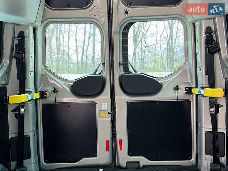 Минивэн Ford Transit Custom 2016 в Луцке