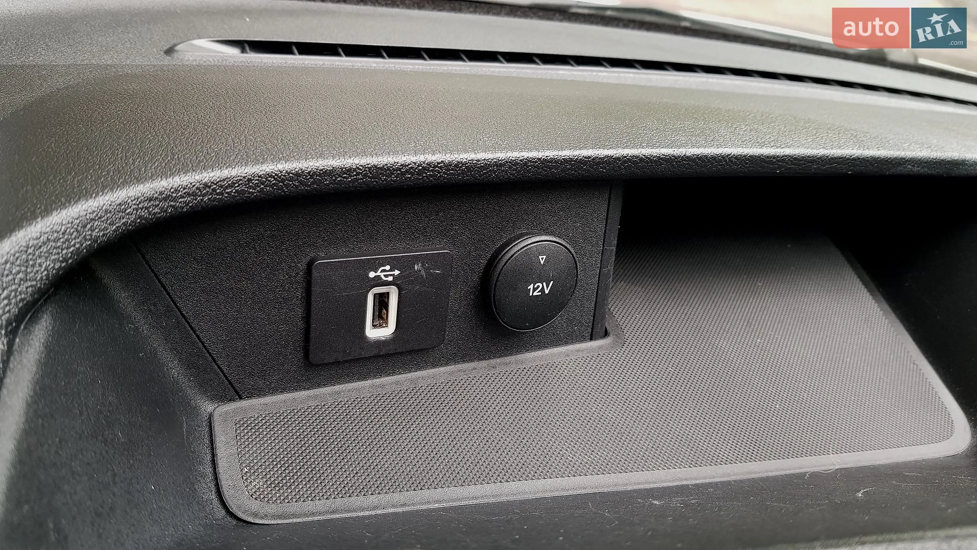 2020 Ford Transit Connect - мініатюра 16