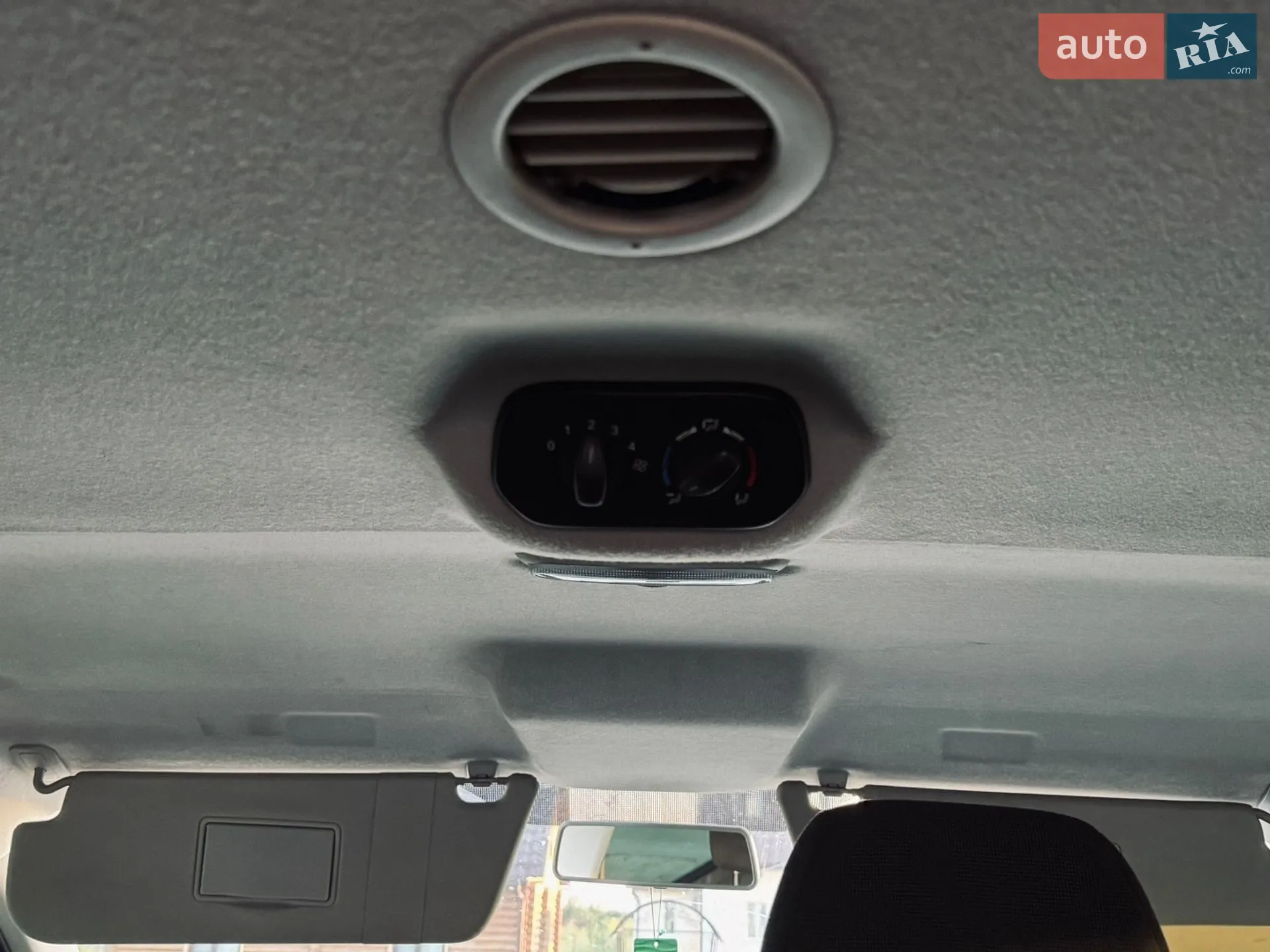 2014 Ford Transit Connect - мініатюра 12