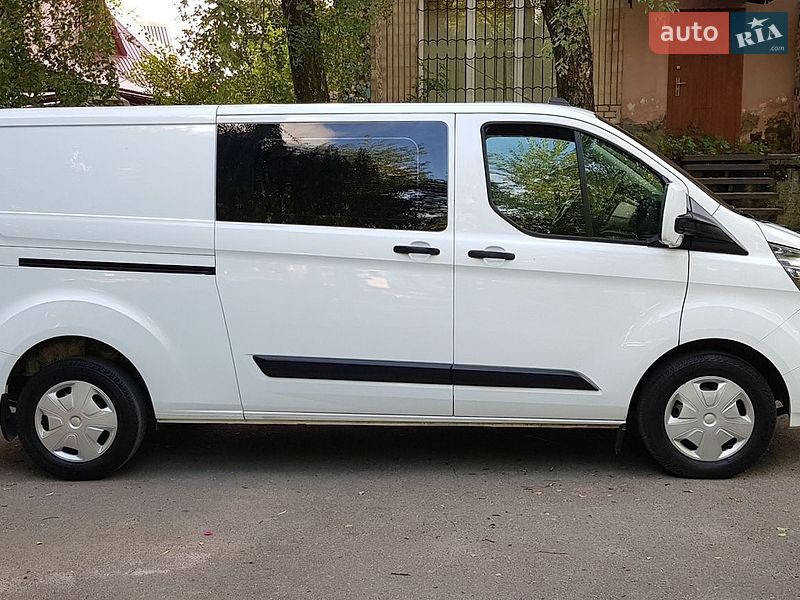 Вантажопасажирський фургон Ford Transit Custom 2021 в Вінниці