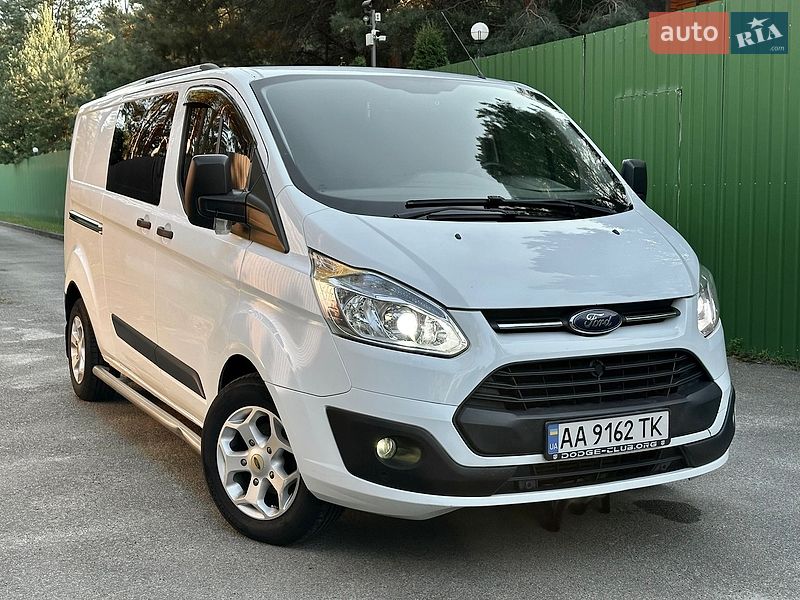 Вантажопасажирський фургон Ford Transit Custom 2014 в Києві