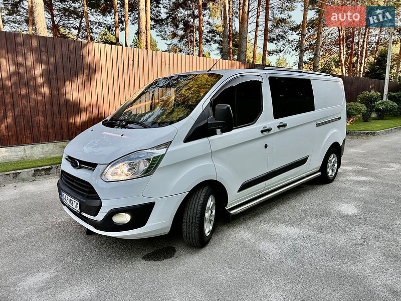 Вантажопасажирський фургон Ford Transit Custom 2014 в Києві