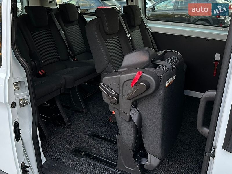 Минивэн Ford Transit Custom 2015 в Самборе
