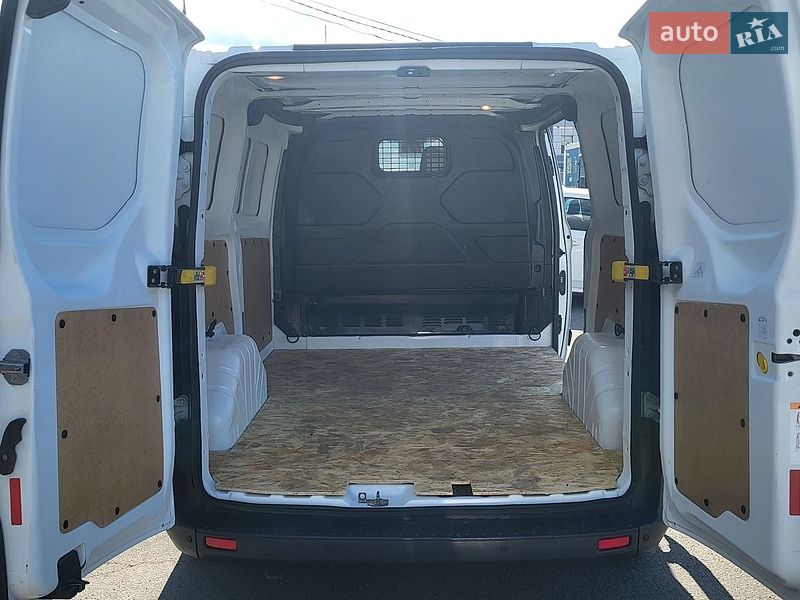 Грузовой фургон Ford Transit Custom 2017 в Киеве