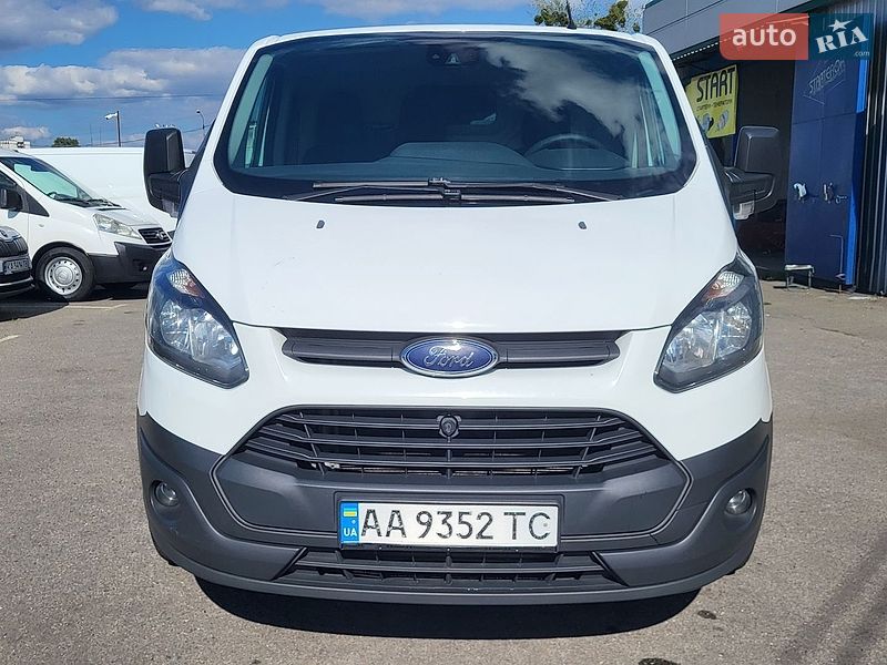 Грузовой фургон Ford Transit Custom 2017 в Киеве