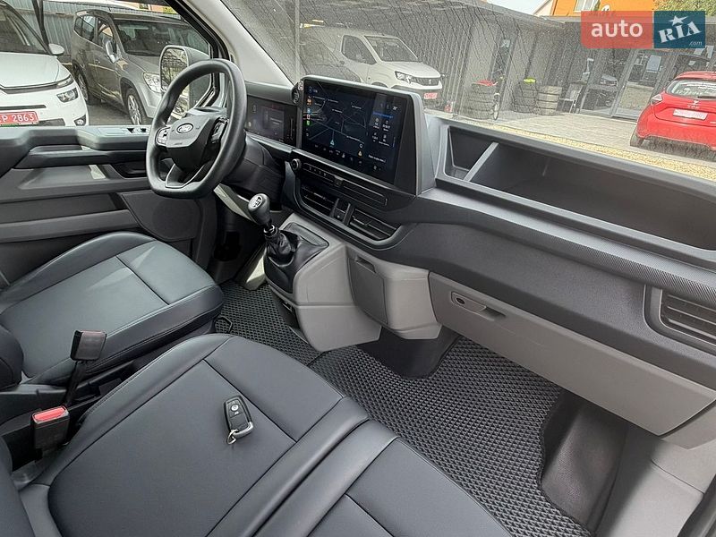 Минивэн Ford Transit Custom 2024 в Калуше
