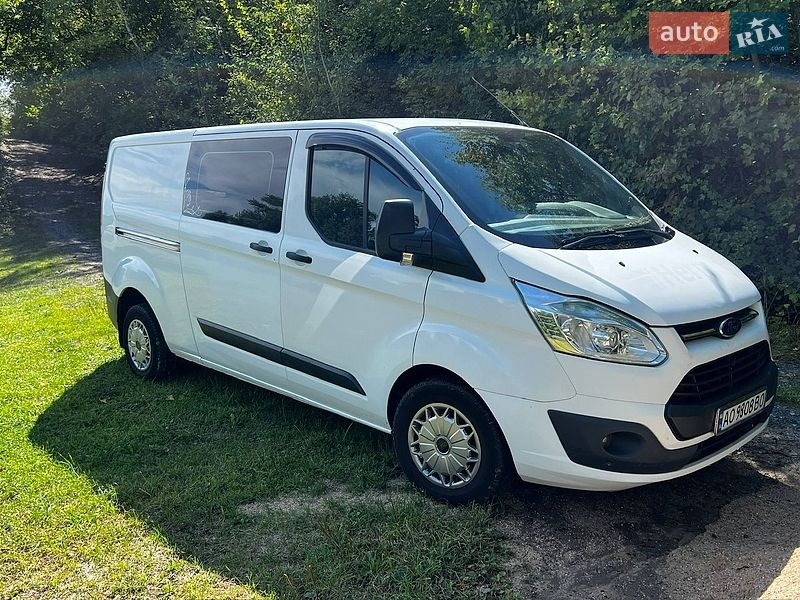 Минивэн Ford Transit Custom 2016 в Виноградове фото 3 Минивэн Ford Transit Custom 2016 в Виноградове