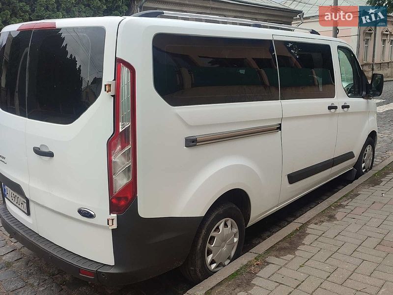 Мінівен Ford Transit Custom 2015 в Чернівцях