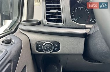 Вантажний фургон Ford Transit Custom 2018 в Бродах