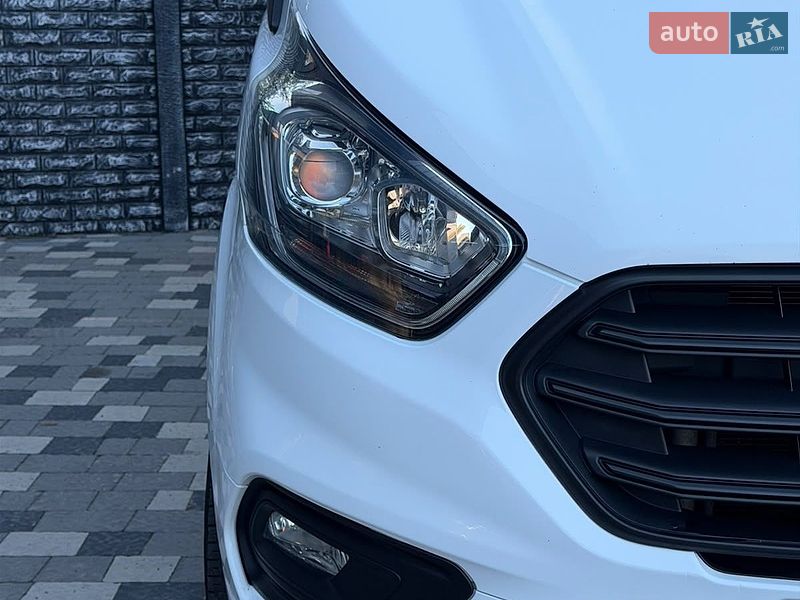 Вантажний фургон Ford Transit Custom 2018 в Харкові