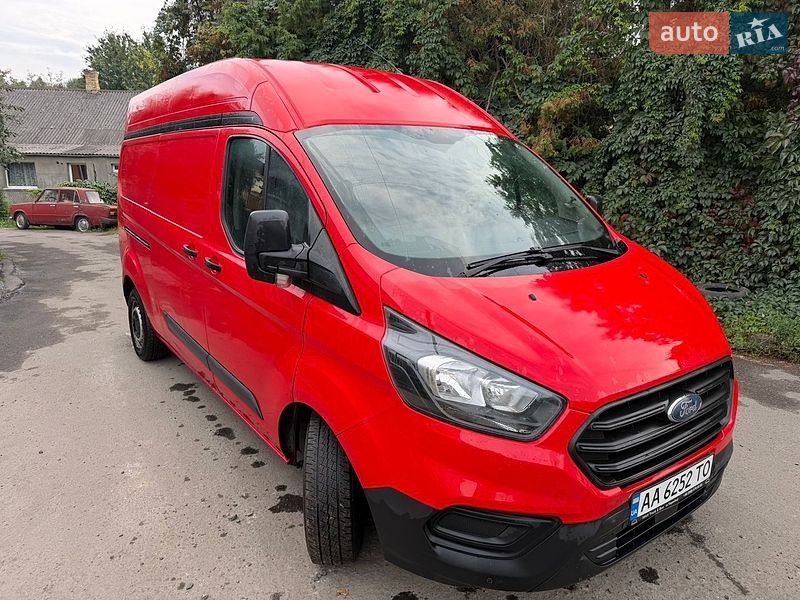 Вантажний фургон Ford Transit Custom 2018 в Рівному