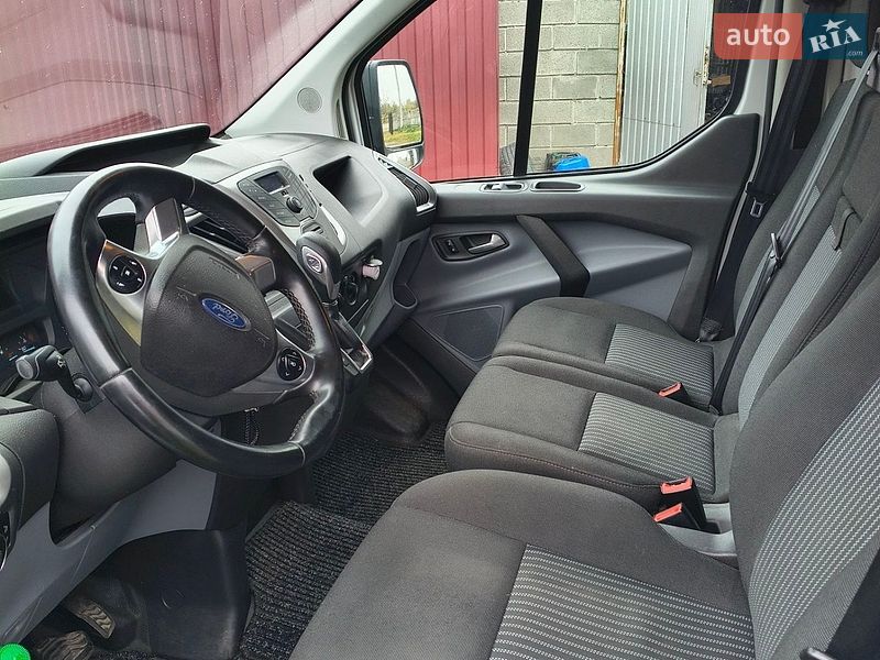 Вантажний фургон Ford Transit Custom 2017 в Ковелі