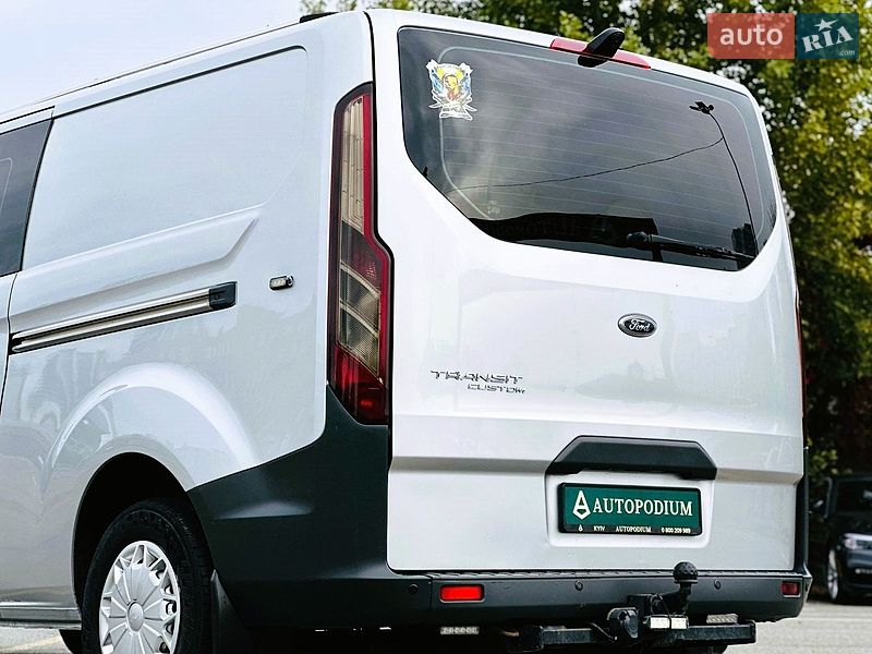 Грузовой фургон Ford Transit Custom 2015 в Киеве