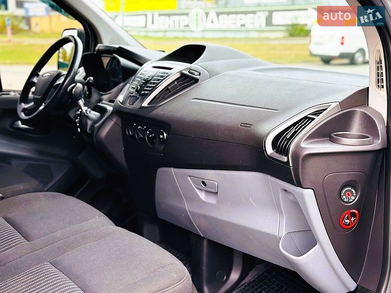 Грузовой фургон Ford Transit Custom 2015 в Киеве