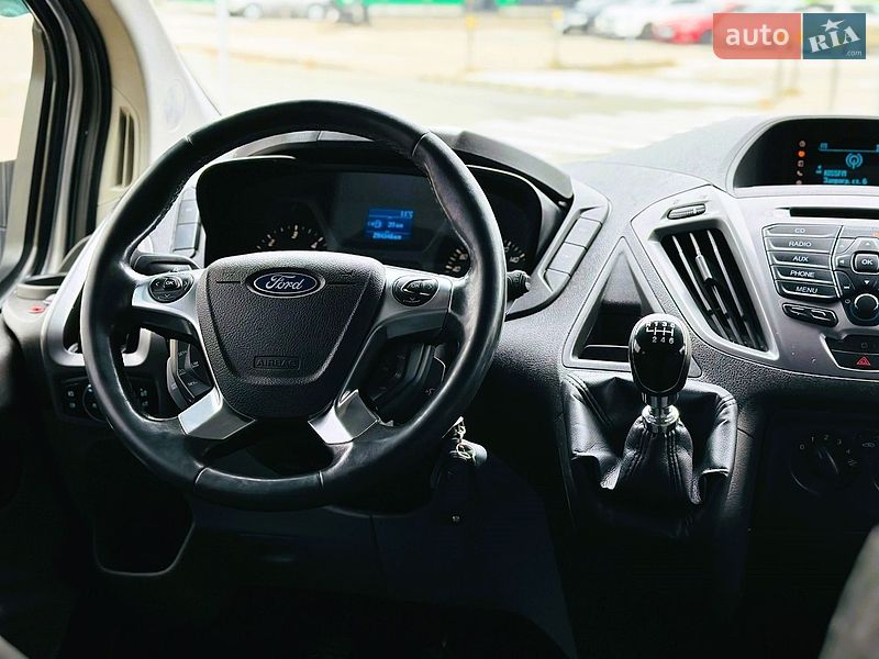 Грузовой фургон Ford Transit Custom 2015 в Киеве