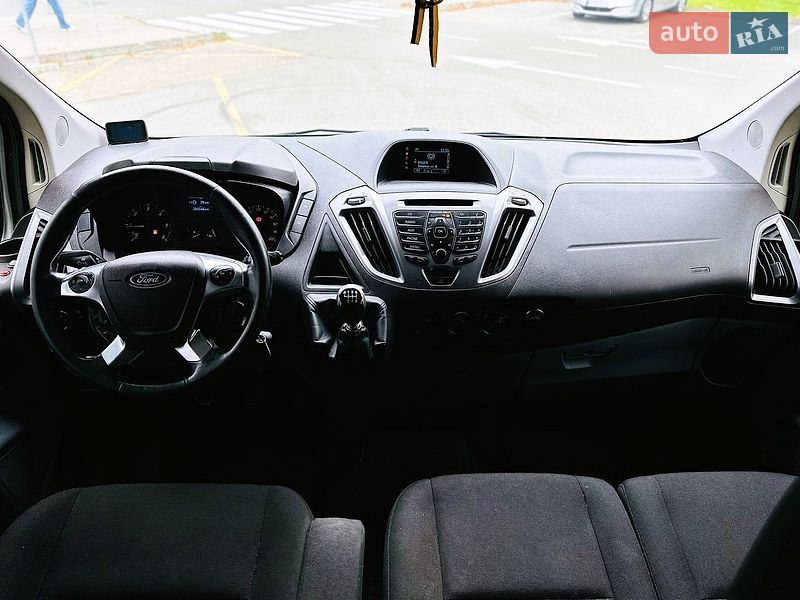Грузовой фургон Ford Transit Custom 2015 в Киеве