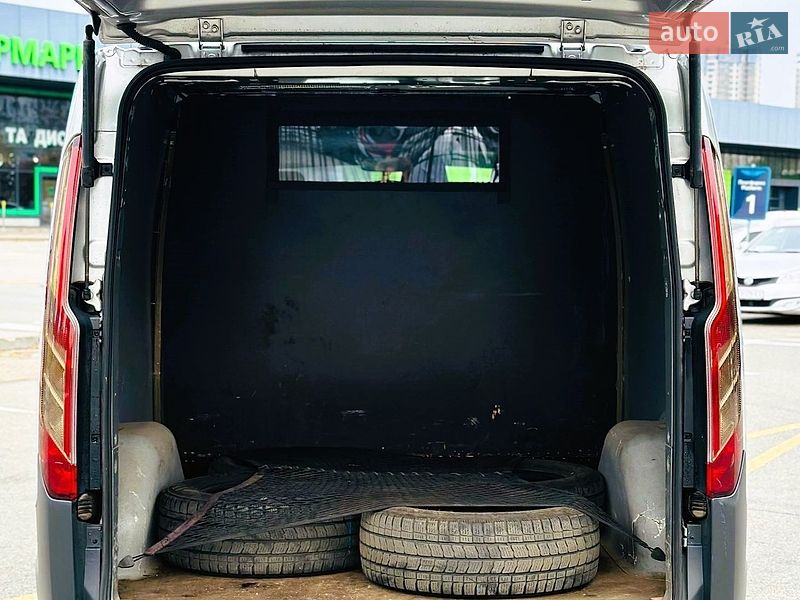 Грузовой фургон Ford Transit Custom 2015 в Киеве