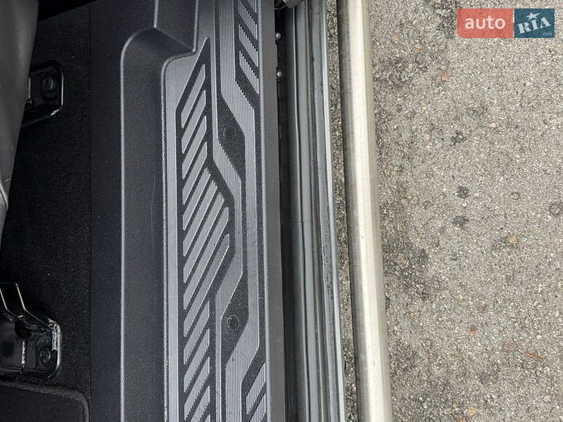 Вантажопасажирський фургон Ford Transit Custom 2019 в Дубні