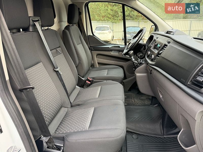 Вантажний фургон Ford Transit Custom 2022 в Луцьку