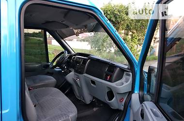 Грузопассажирский фургон Ford Transit 2007 в Виннице