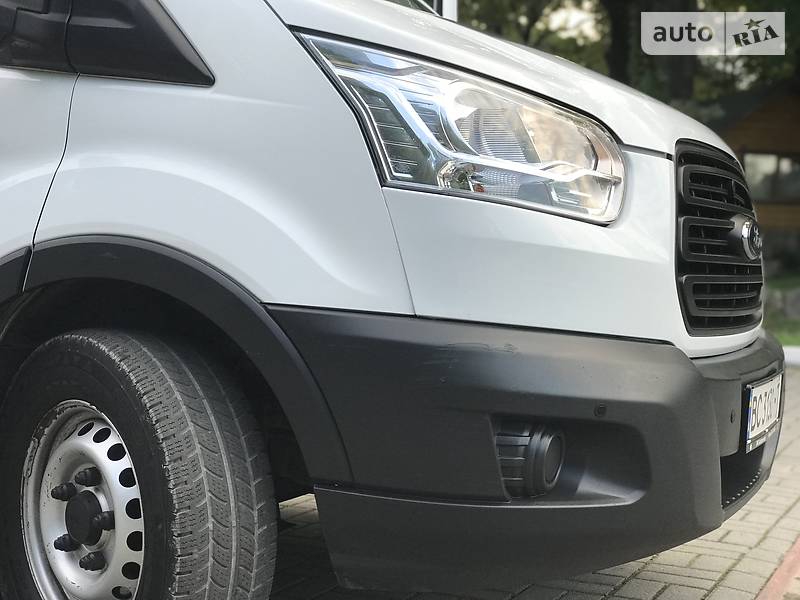 Вантажний фургон Ford Transit 2014 в Дрогобичі