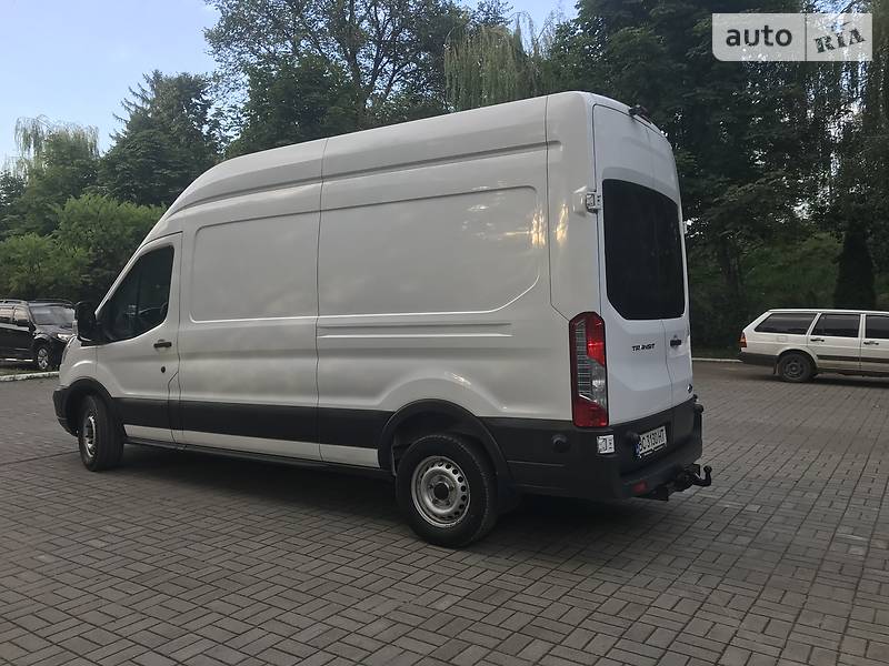 Вантажний фургон Ford Transit 2014 в Дрогобичі