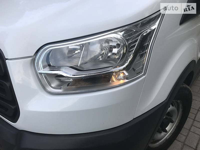 Вантажний фургон Ford Transit 2014 в Дрогобичі