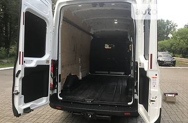 Грузовой фургон Ford Transit 2014 в 