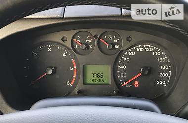 Грузопассажирский фургон Ford Transit 2010 в 
