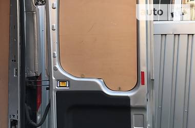 Вантажопасажирський фургон Ford Transit 2016 в Кривому Розі