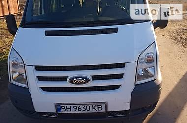 Ford Transit 2011