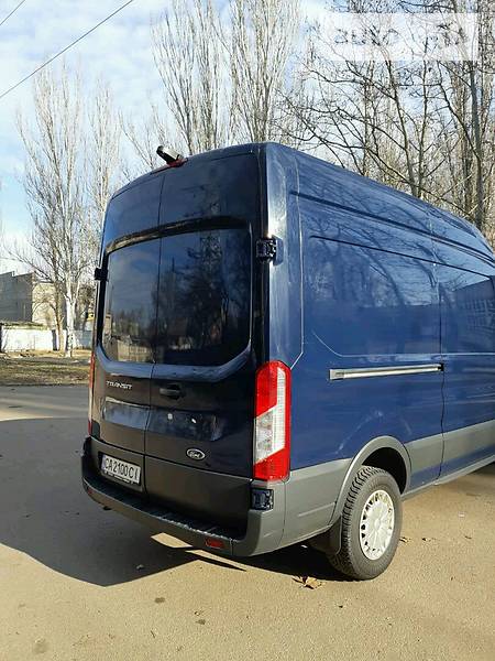 Вантажопасажирський фургон Ford Transit 2015 в Миколаєві